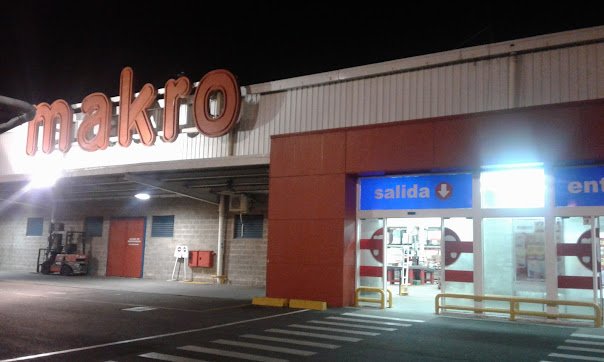 Mayorista Makro Santa Fe