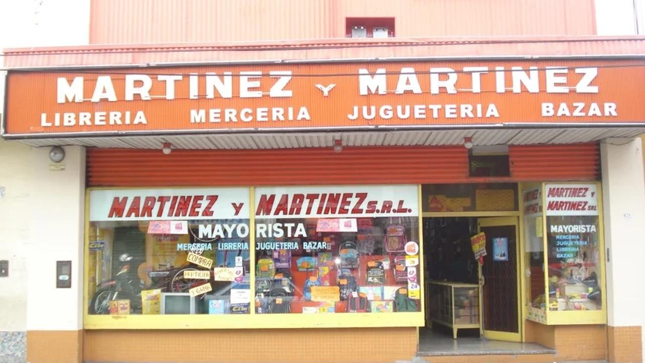 Martínez y Martínez